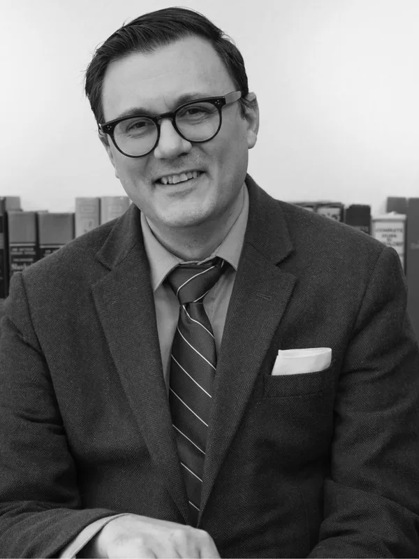Brett Wisniewski, Associate